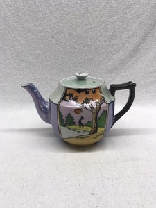 Japanese-Porcelain-Lusterware-Teapot-Vintage