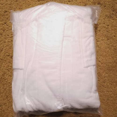 Netflix x STAPLE Pigeon Bathrobe Sz S/M White Streetwear Rare - Picture 8 of 8