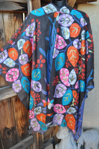 OFERTA--ART TO WEAR BORDADO LANA PASHMINA RUANA CHAL ABRIGO POR ANU, OS+! - Imagen 4 de 4