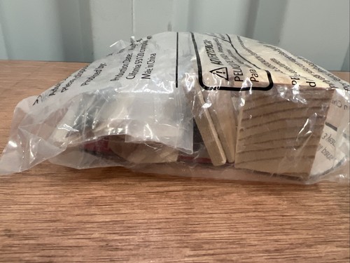 Lowe's Build and Grow 2015 Holiday TRAIN ENGINE Wooden Kit Model - New - Picture 5 of 5