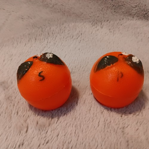 KUNSTSTOFF ORANGE SALZ & PFEFFERSTREUER VINTAGE HONGKONG UNBENUTZT - Bild 1 von 3