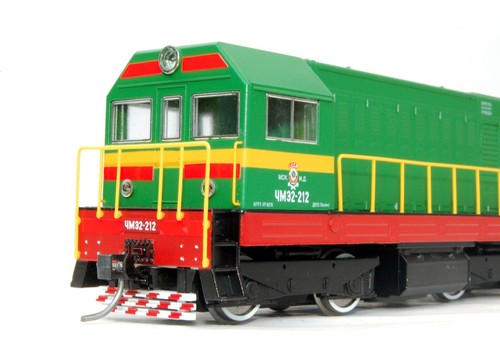 Diesel loco ChME2 212 Suono MTB Digitale CCCP URSS SZD Scala HO russa