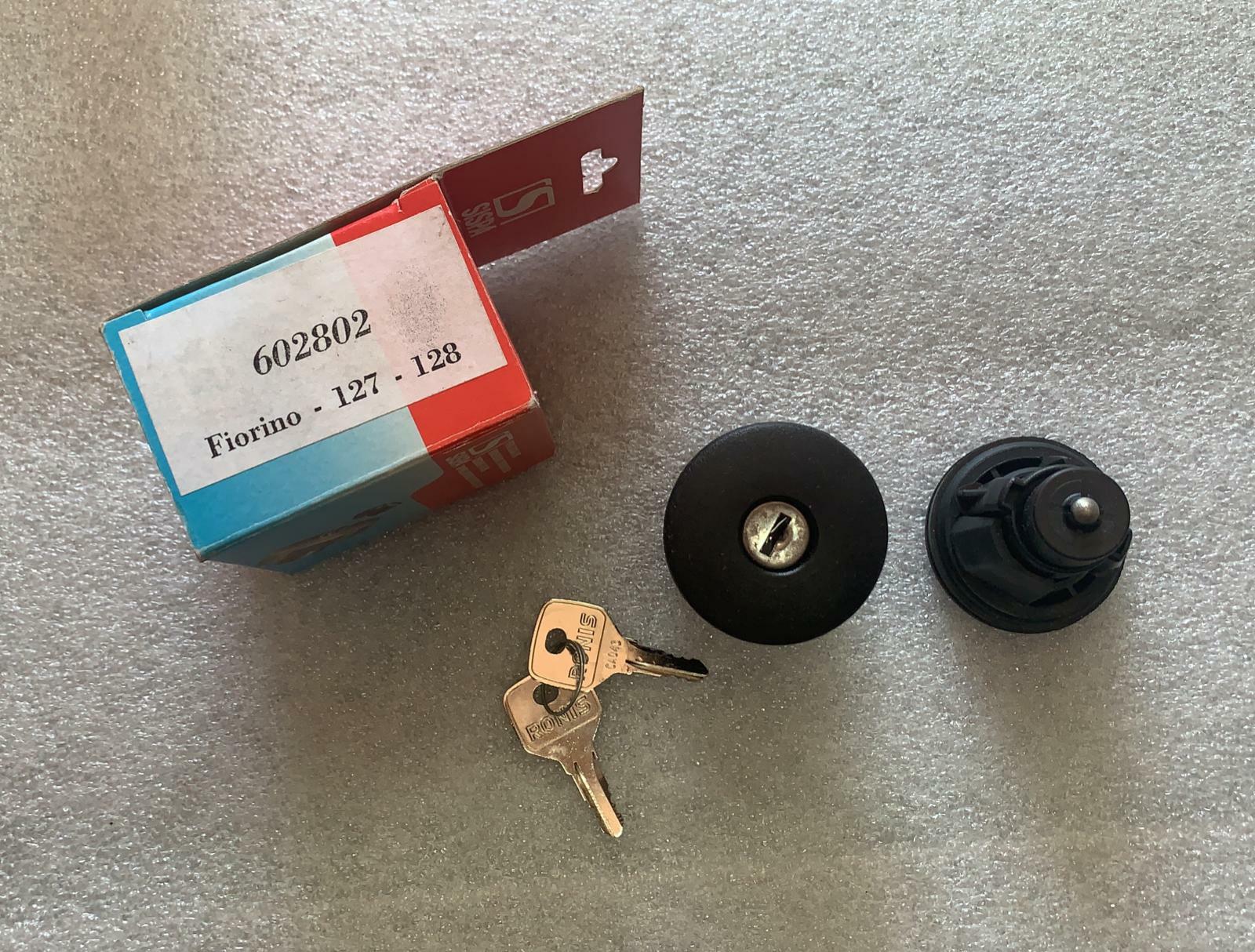 IVECO GRINTA 30.8 35.8 TAPPO SERBATOIO CARBURANTE CON CHIAVI