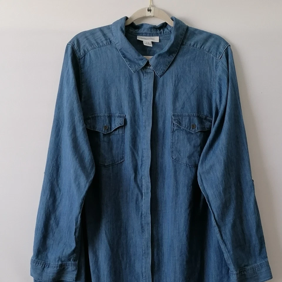 Motherhood Women's Blue Roll Tab Sleeve Denim Midi Shirtdress Maternity Size 1X - Image 2 of 4
