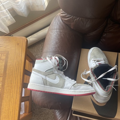 Size 11 - Air Jordan 1 Zoom Comfort High Hare - Picture 7 of 7