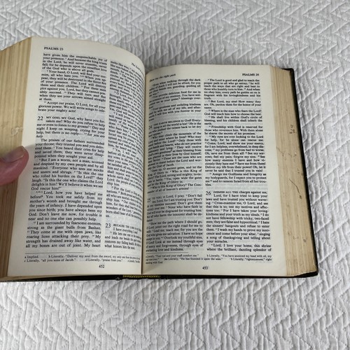 The Living Bible Paraphrased 1972 ISBN 842322507 Tyndale Green Hardcover - Picture 10 of 14