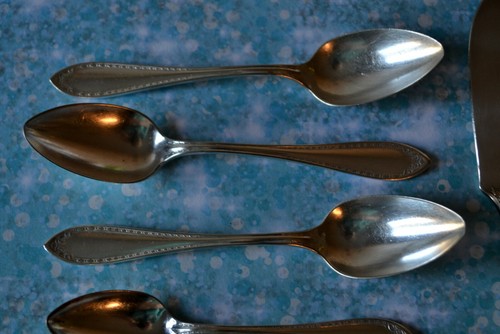 13 Pc Lot SHERATON by Community Plate 1910-1942 Flatware Mix Spoons Teaspoons - Picture 11 of 15
