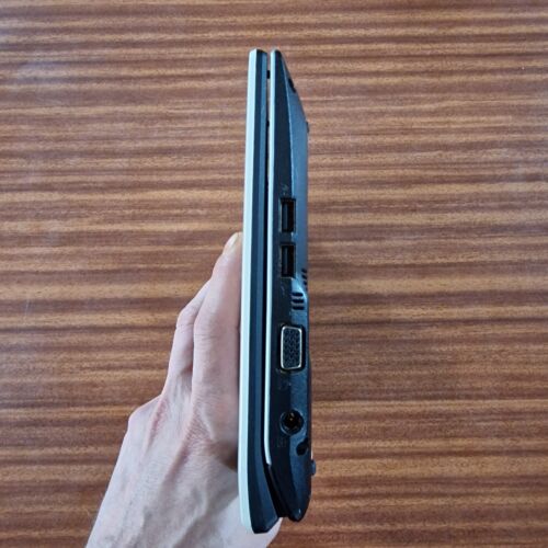 Acer Aspire One 533-13Dww ,Intel Atom, 10.1 ", NO HDD,CRACKED SCREEN,NO BATTERY - Picture 13 of 16