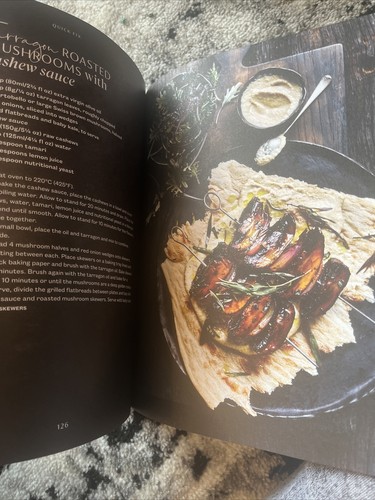 Everyday Fresh: Meals in Minutes Paperback Donna Hay - Picture 4 of 9