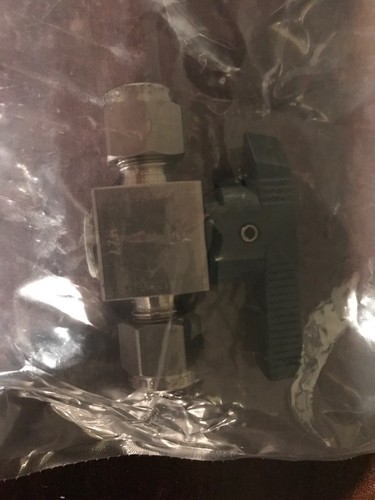 Swagelock Ferrule Compression Female Valve SS-4P41 - Picture 2 of 2