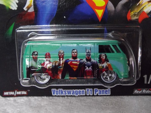 Hot Wheels Premium Pop Culture DC Heros Volkswagen T1 Panel Bus Real Riders - Picture 2 of 3