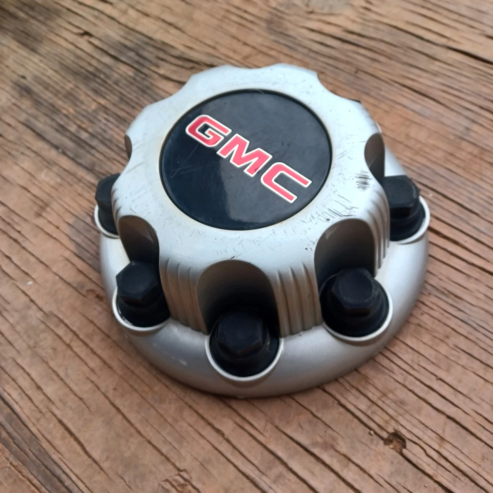 Tapa central GMC Sierra 2500 3500 Savannah Yukon XL 1999-2024 parte # 15006332 02 Foto 2 de 3