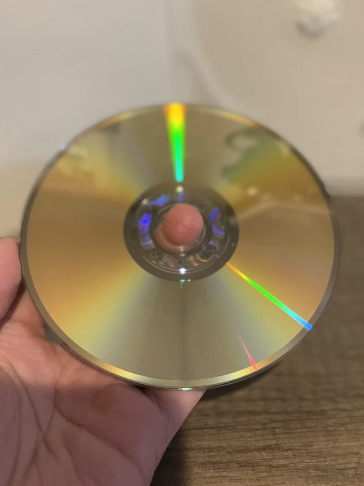 Official Xbox 360 Magazine Demo Disc Guitar Hero & Rainbow vegas six - Image 4 of 4