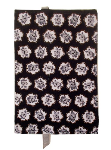 New Standard Paperback Book Cover Black, Gray & Metallic Gold Rose Print Fabric - Picture 2 of 4