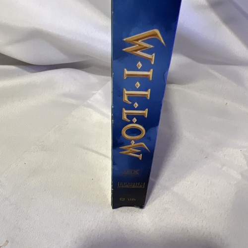 VTG 2001 VHS RELEASE OF 1988 MOVIE WILLOW-LUCAS FILM-VAL KILMER-WARWICK DAVIS - Picture 7 of 10