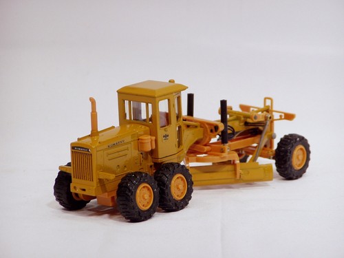 Komatsu GD605A Grader - n/c - 1/50 - Diapet Yonezawa #T-74 - MIB - Picture 6 of 6