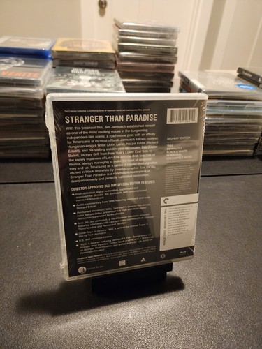 Stranger than Paradise (Criterion Collection) (Blu-ray, 1984) - Picture 2 of 2