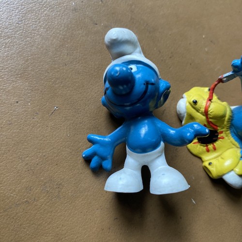 bin 3 X Smurf #319 - Picture 2 of 17