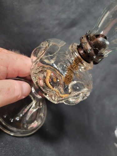 Antike, kleine verzierte Öllampe, Messing, Schornstein - Bild 17 von 18