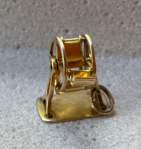 Vtg FERRIS WHEEL 3D moving CHARM 10K solid yellow gold estate sml pendant 1.4g - Picture 7 of 10