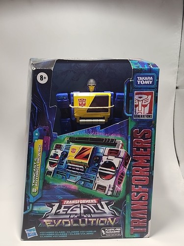 Transformers Legacy Voyager Class Autobot Twincast + Rewind