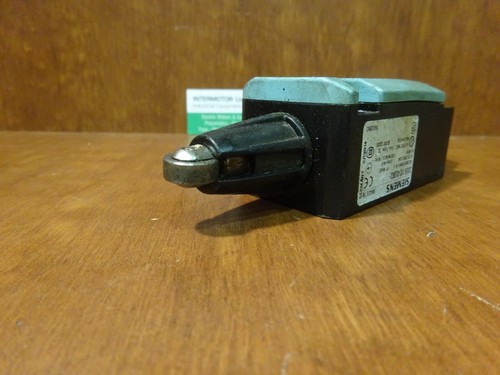 Siemens 3SE5112-0LD02 limit switch - Picture 3 of 3