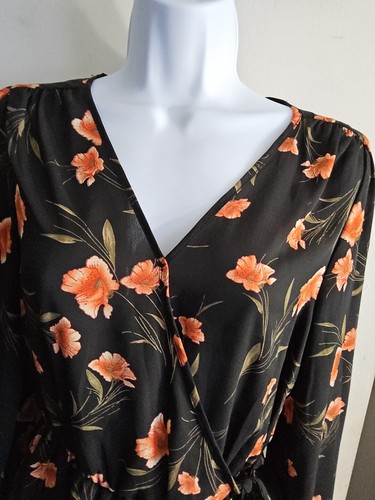 Women Blouse Size M - Bild 4 von 10