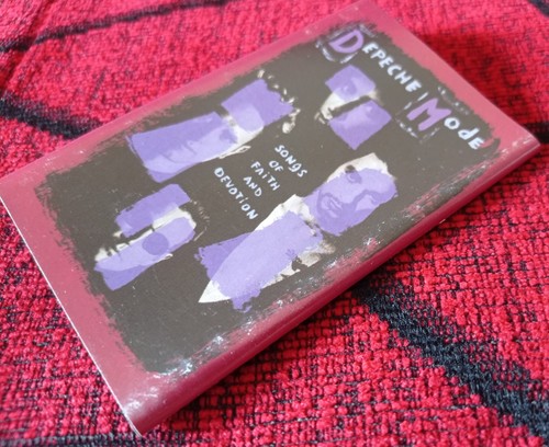 DEPECHE MODE **Songs Of Faith And Devotion** ORIGINAL 1993 SPAIN CASSETTE *NO LP - Picture 4 of 4
