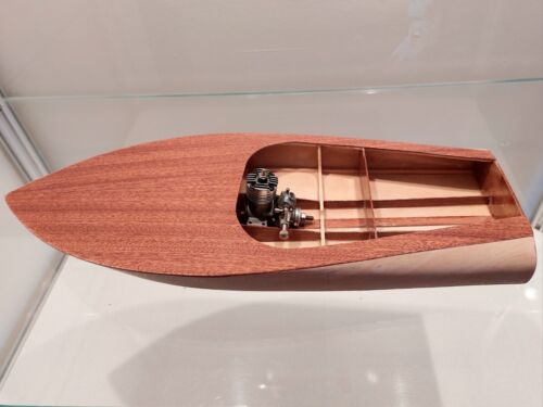 Dumas SKdaddle Jr 1403 18" All wood Speed Boat "Almost ready to run" - Picture 13 of 13