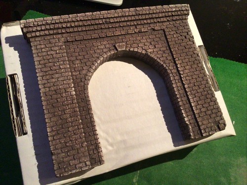 2 X TUNNELS HO OO SCALE 00 SCALE-Block / Brick Style- single track-STL34 - Picture 8 of 9