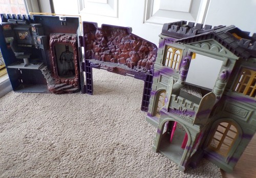 Batman Bruce Wayne Manor toy Kenner Purple Vintage 1990s Batcave command center - Picture 10 of 14
