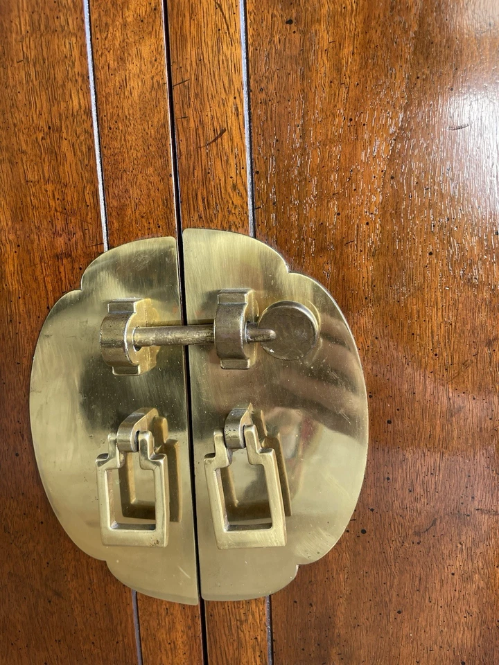  Aparador Henredon Hollywood Regency Chinoiserie nogueira e latão Credenza - Imagem 4 de 4