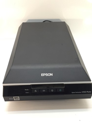 Epson Perfection V550 Photo Scanner J252B - High Resolution Film & Photo Scan - Afbeelding 2 van 5