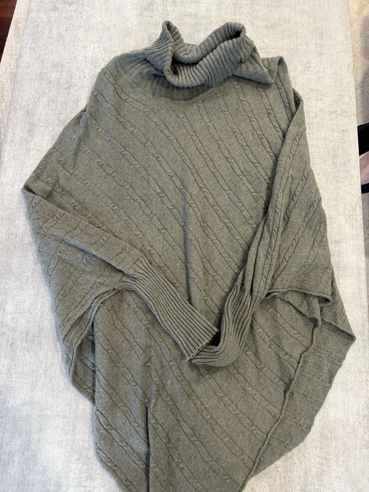 Aventura Women’s Poncho Sweater – One Size, Turtleneck, Boho Style Green