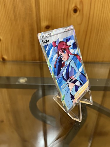 Skyla Full Art Trainer Supporter Ultra Rare Shining Fates Pokemon 72/72 NM - Bild 2 von 6