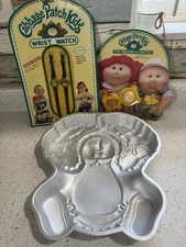 1983-1983 Cabbage Patch Bundle Cake Pan Watches Pacifier & Rattle