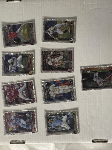 2025 Topps Series1 Dynamite Parallel Lot no duplicates(99Card Lot) - Picture 7 of 10