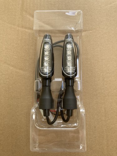 2 X TRIUMPH LED INDICATORS Speed Triple, Street Triple, Tiger Etc A2701151 - Picture 1 of 15