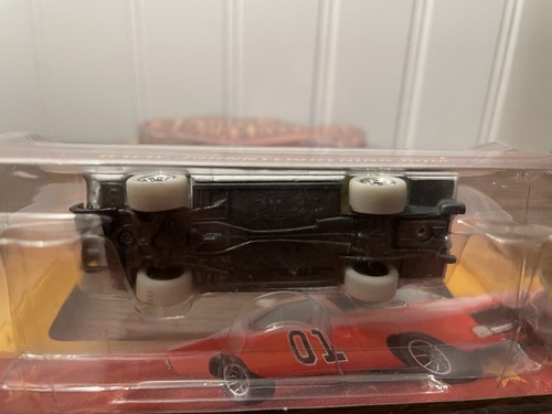 Johnny Lightning The Dukes of Hazzard General Lee Series 3 White Lightning Rare - Picture 7 of 8
