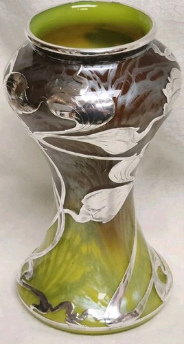 Antique Loetz 1902 Art Nouveau Iridescent Glass Vase With Sterling Overlay   - Bild 8 von 22