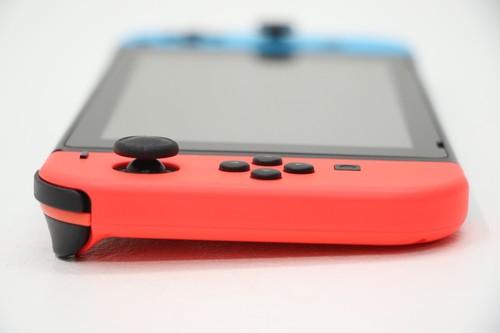 Nintendo Switch HAC-001 Console Neon Blue Red Joy-Cons w/ Mario Kart 8 & More - Picture 9 of 17