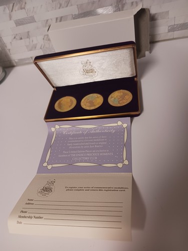 Precious Moments Collectors Club 1993-94 Medallions Coin Set, with box & certs - Picture 2 of 4