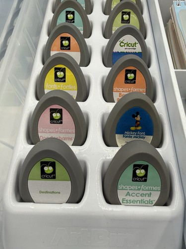 OEM Cricut Cartridges Huge Lot 42 W/ Cricut Expression And Many Other Acces - Bild 3 von 18