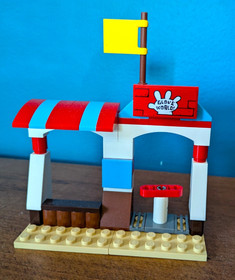 Lego SPONGE BOB SQUAREPANTS Glove World Set 3816 100% Complete w/ Box