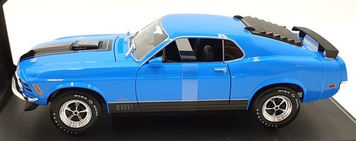 Maisto 1/18 Scale Diecast 31453 - 1970 Ford Mustang Mach 1 - Blue - Picture 3 of 5