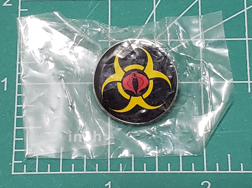 GI JOE CONVENTION 2014 ECO-WARRIORS COBRA TOXIC LOGO FIRST DAY PIN - Picture 1 of 2