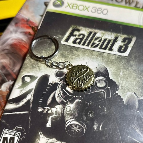 Fallout Nuka Cola Vintage Bottle Cap Keychain Metal Retro Game Charm - Picture 4 of 7
