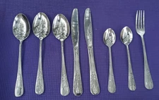 Utopia Kitchen UNKNOWN Pattern Stainless LOT OF 8 PLACE SPOONS TEASPOONS FORK