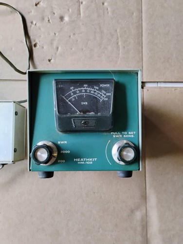 Compteur de puissance RF Heathkit HM-102 SWR COMMUTABLE 200 watts ou 2000 watts non testé - Photo 2/16