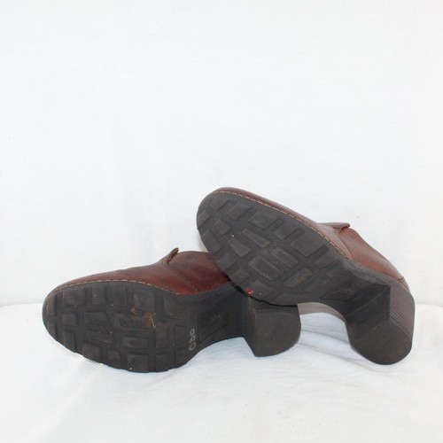 B.O.C women's slip on mid heel dark brown leather dress booties size 8.5 Medium - Picture 6 of 6